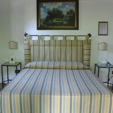 Villa Crapa Licca Ventimiglia di Sicilia Habitación foto