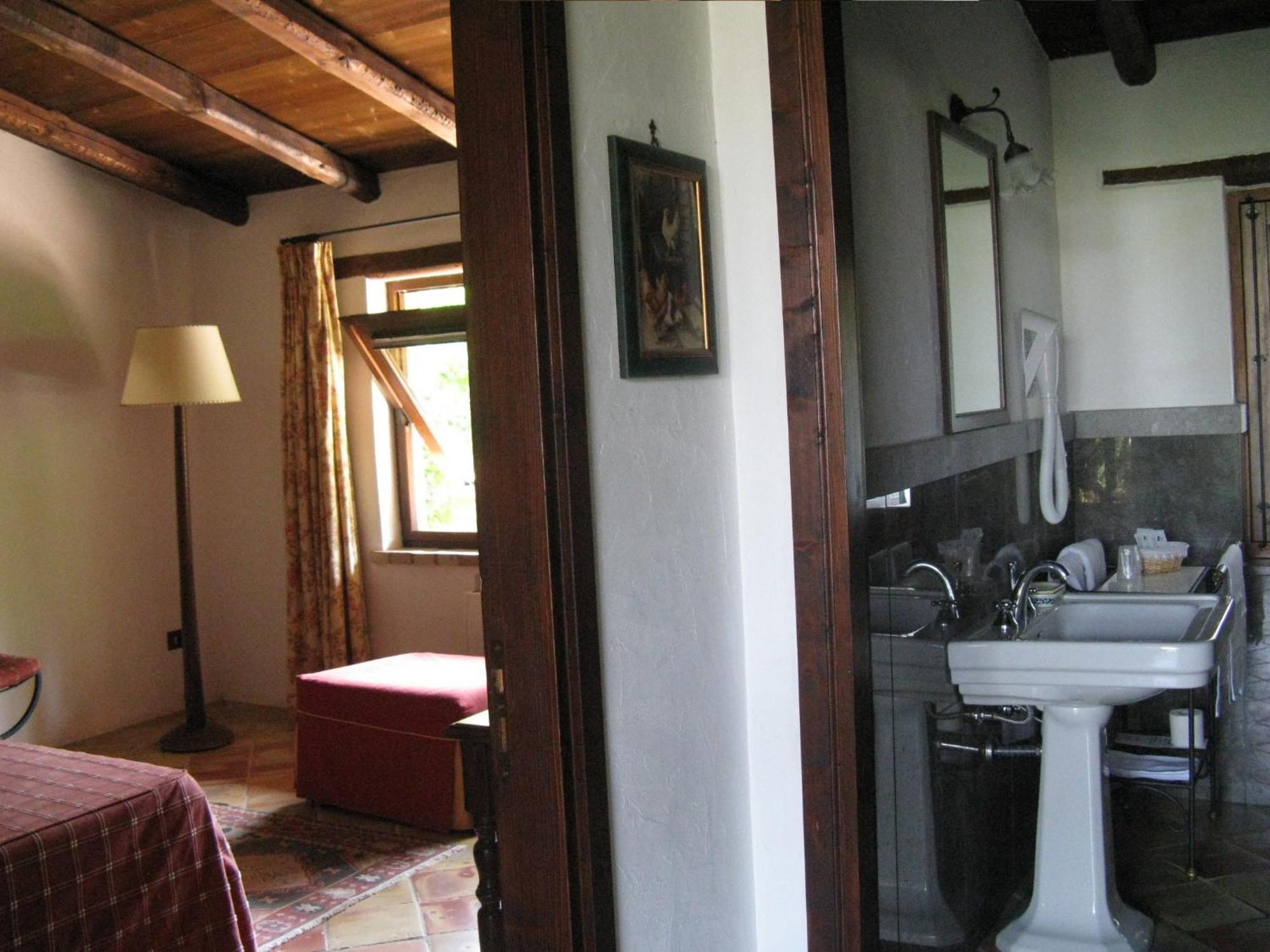 Villa Crapa Licca Ventimiglia di Sicilia Habitación foto